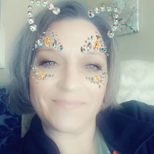 Meet your Posher, Danette